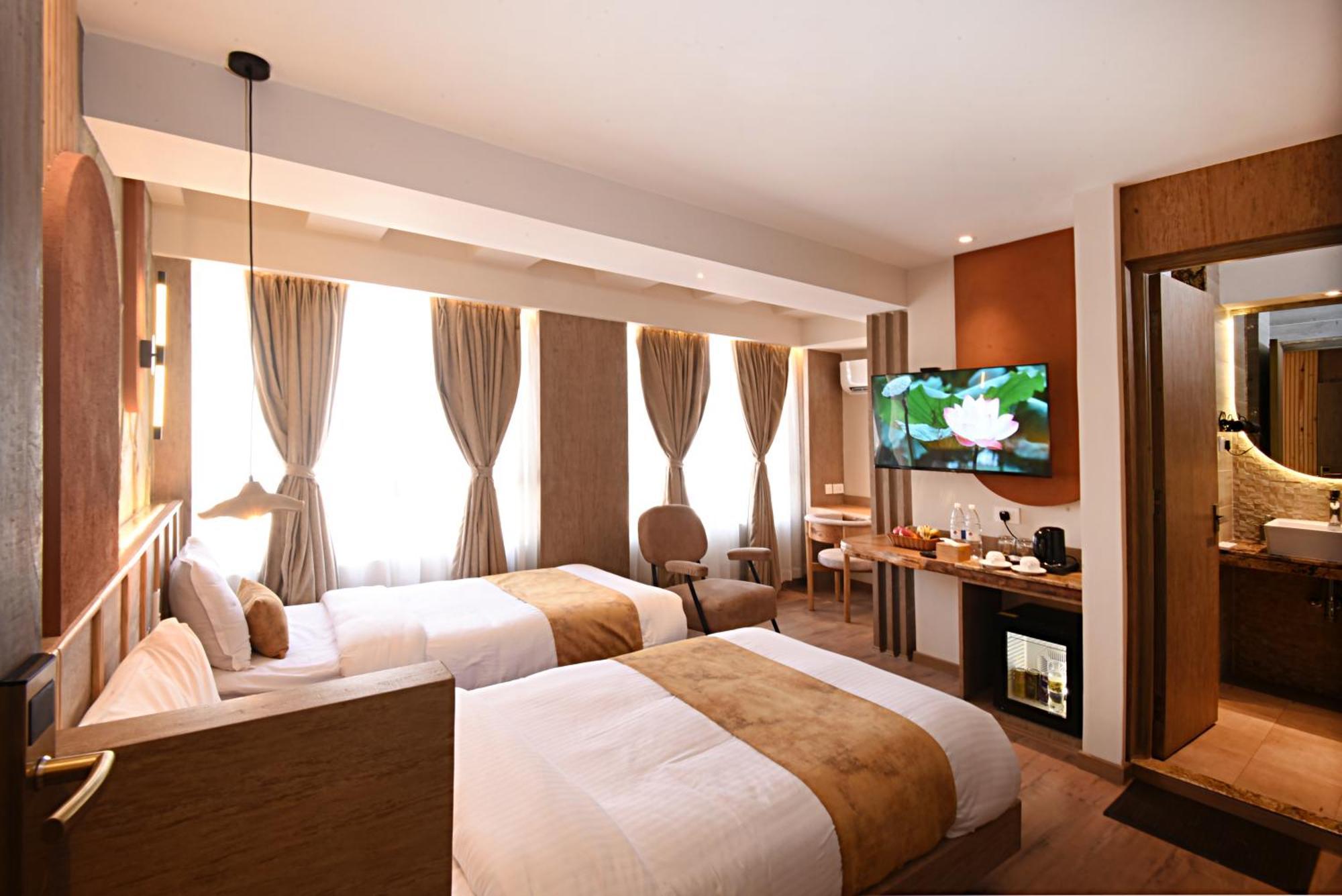Daali Hotel & Apartment Kathmandu Buitenkant foto